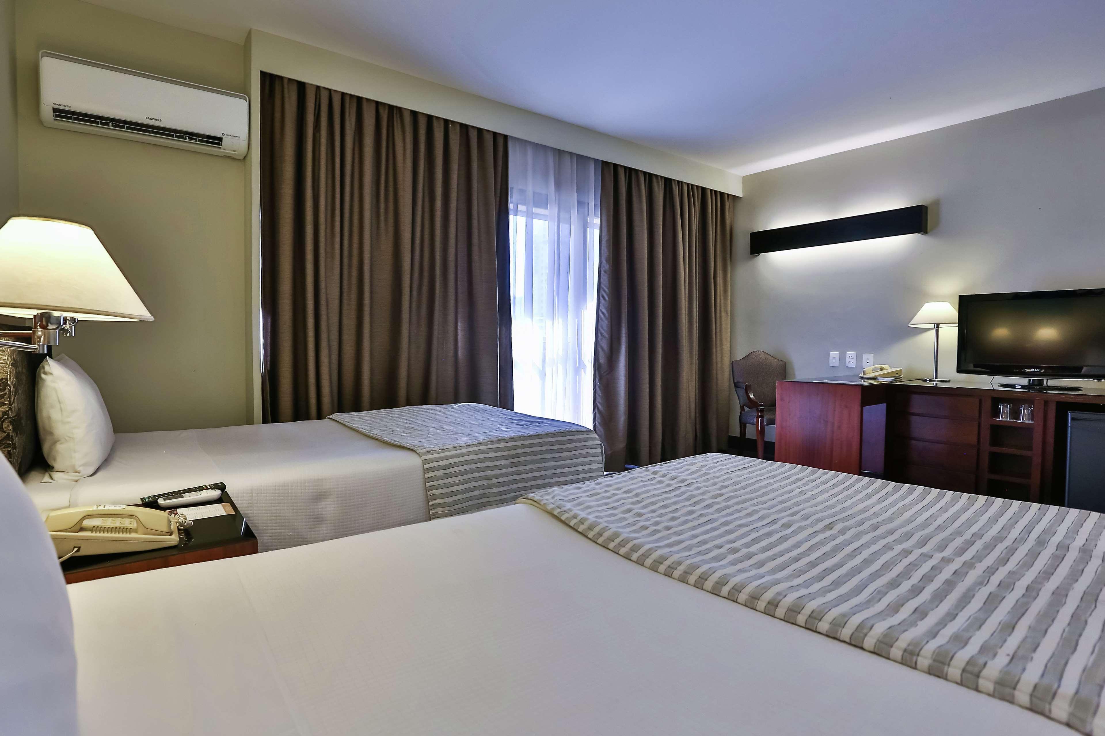 Double Tree By Hilton Sao Paulo Itaim Ξενοδοχείο Εξωτερικό φωτογραφία A typical room at the hotel