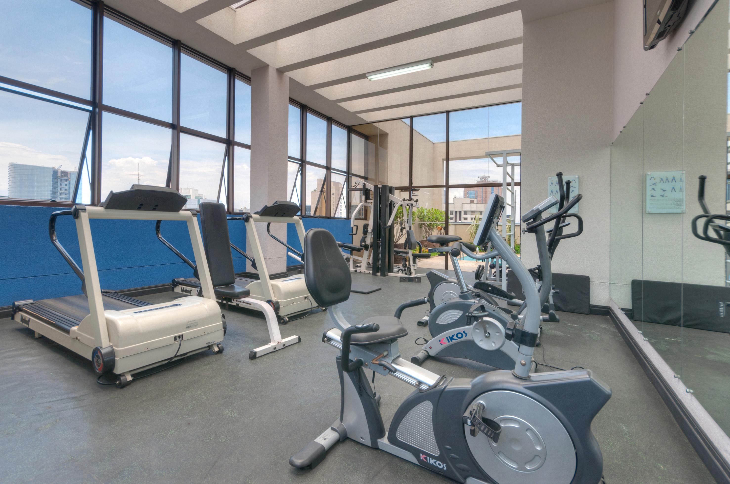 Double Tree By Hilton Sao Paulo Itaim Ξενοδοχείο Εξωτερικό φωτογραφία The gym at the hotel