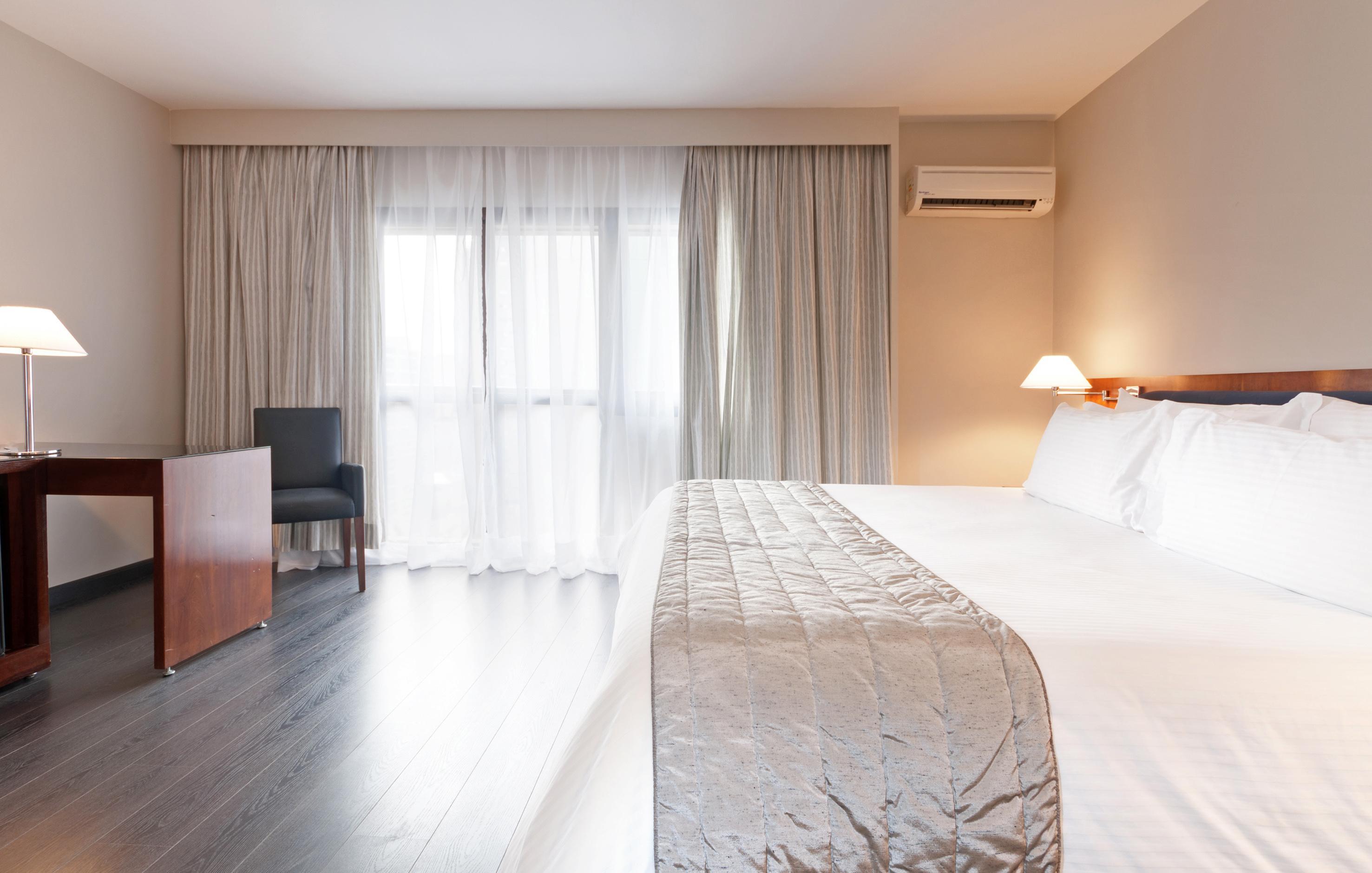 Double Tree By Hilton Sao Paulo Itaim Ξενοδοχείο Εξωτερικό φωτογραφία A room at the hotel