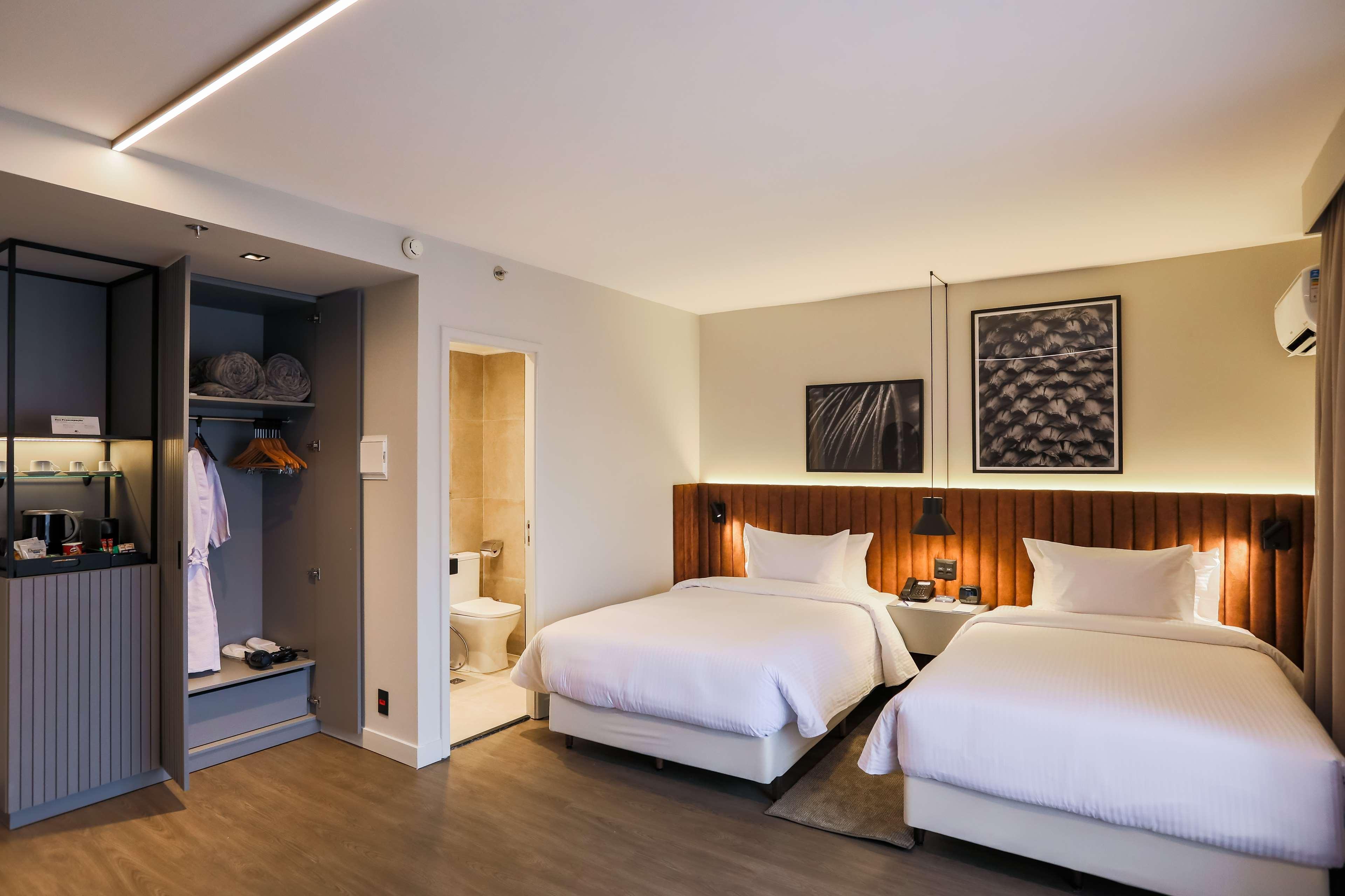 Double Tree By Hilton Sao Paulo Itaim Ξενοδοχείο Εξωτερικό φωτογραφία A room at the hotel