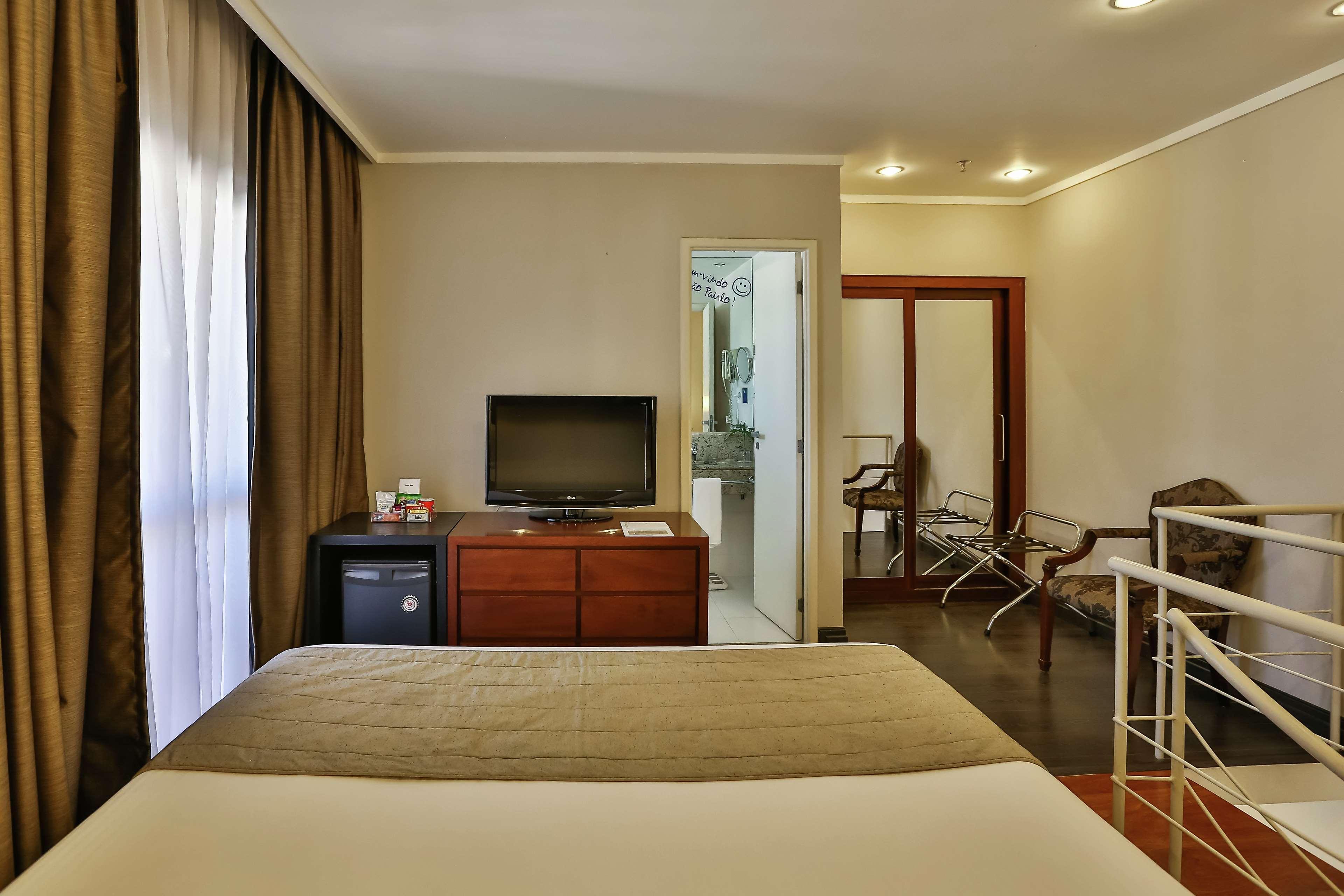 Double Tree By Hilton Sao Paulo Itaim Ξενοδοχείο Εξωτερικό φωτογραφία A typical room at the hotel