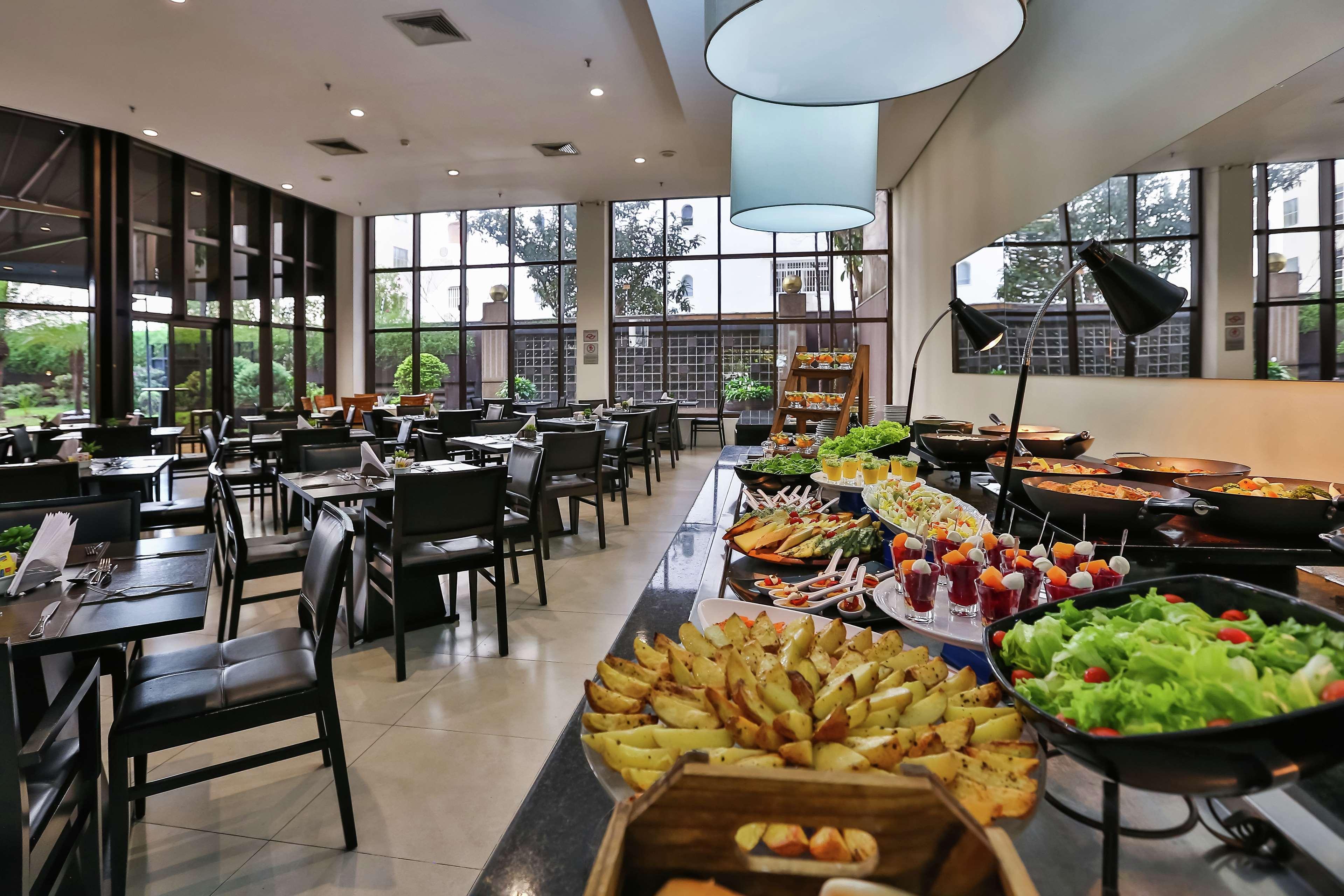 Double Tree By Hilton Sao Paulo Itaim Ξενοδοχείο Εξωτερικό φωτογραφία The restaurant