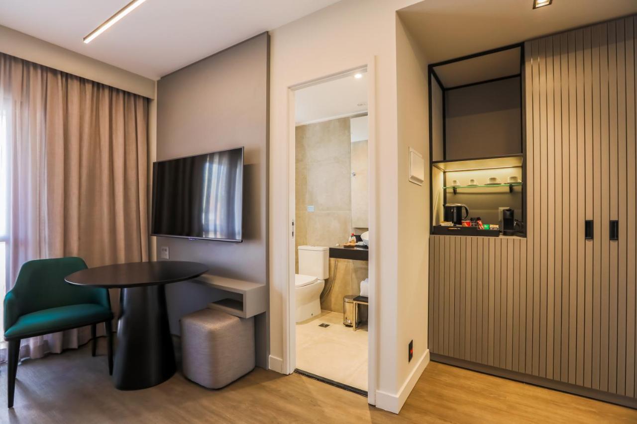 Double Tree By Hilton Sao Paulo Itaim Ξενοδοχείο Εξωτερικό φωτογραφία A room at the hotel